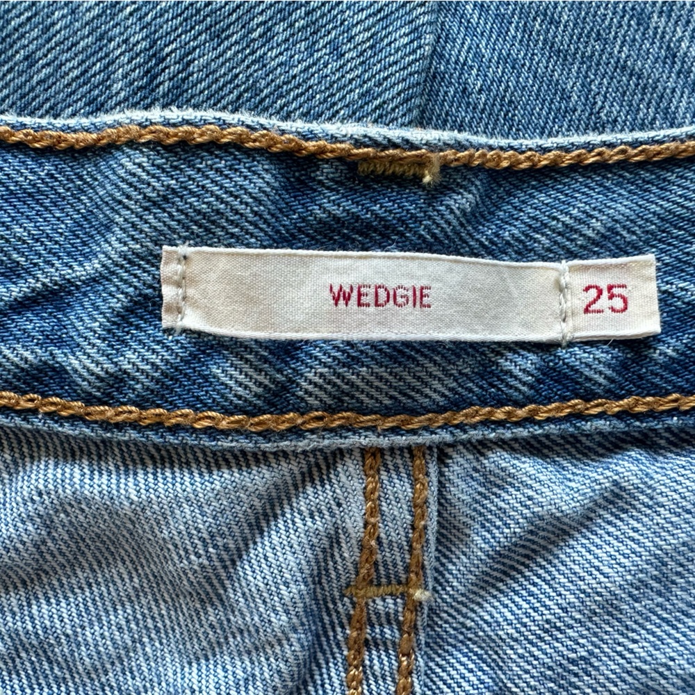 Levi’s 501 Wedgie Jeans. Size: 25. Excellent condition 💙 - Picture 10 of 13